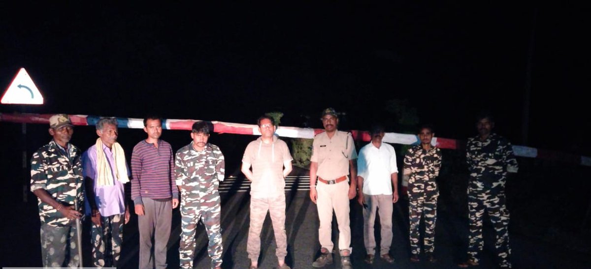 DFONirmal's tweet photo. Daily Night patrolling duties performed by Udumpur Range, Khanapur Division of Nirmal Dist.
@dobriyalrm @pargaien @IFSSunil @DFOKMM @IKReddyAllola https://t.co/412xHpqWDf