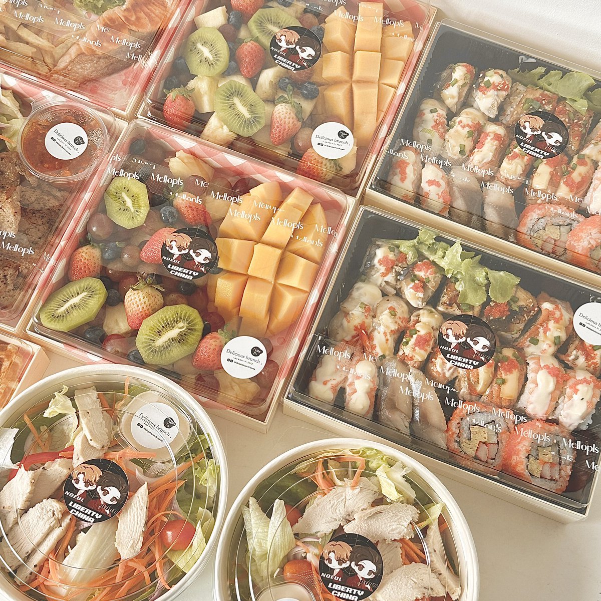 melloplsbrunch's tweet photo. ขอบคุณแฟนคลับ K.  @Bossckm_&amp; @Noeul_lee6  มากๆค่า 💖🥰🎉✨
#BossNoeul 
#foodsupport #foodsupportศิลปิน #foodsupportthailand #snackbox 

❥ สอบถามรายละเอียดที่ 🥑
Instagram : https://t.co/LlmZWgurwm
Line : @melloplsbrunch (มี@) 
คลิก ☑️ https://t.co/jBTzvwMZ55 https://t.co/sEeaNXPFi9