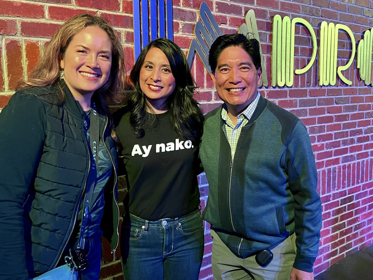 What an awesome show @HappySlip!  It was wonderful meeting you at <a href="/OntarioImprov/">Ontario Improv</a>!