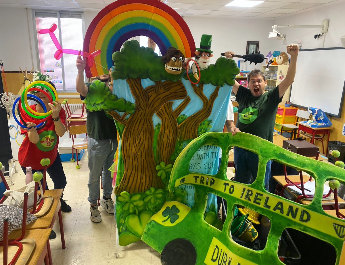 Cada día es una oportunidad para aprender y disfrutar con The Improving Co. 🎭🎬🎶🎉

#theimproving #lúdico #educativo #inglés #magia #diversión #showtime #teatro #madrid #theimprovingco