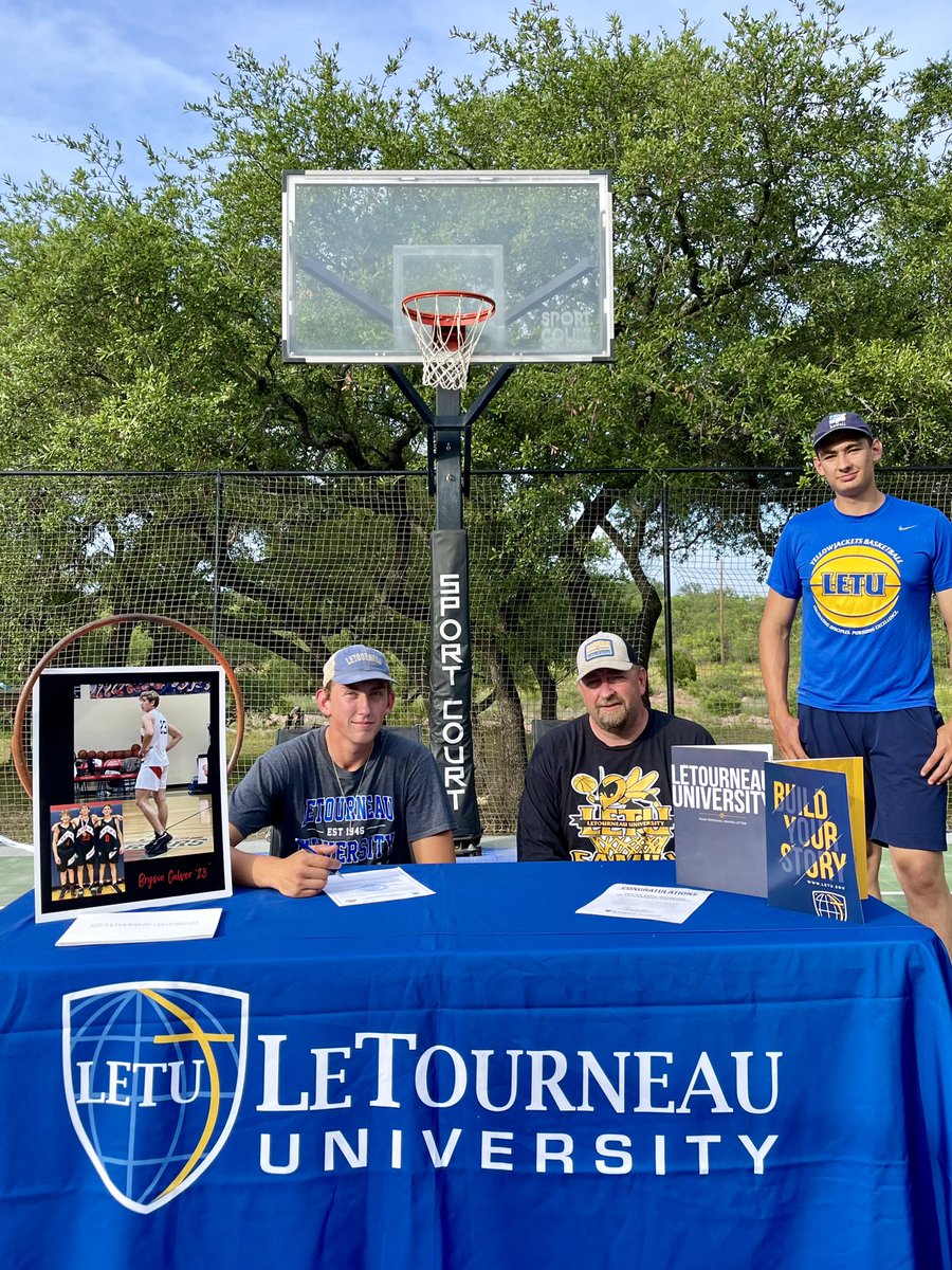 Awesome day today! Celebrated my 18th Birthday and signed my letter of intent to play basketball at @LETUMBB alongside my brother @AddisonCulver Sting’ Em! #letubrotherhood @james_wallace5 @CoachWallace30 
@CoachGrotemat