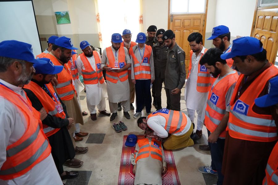 KpAlkhidmat's tweet photo. Alkhidmat Disaster Management Training.
3rd Day Session 1,
First aid & basic life support course
#alkhidmat #disaster #management #firstaid #basiclife #support #Training https://t.co/oBxMa0SS1t