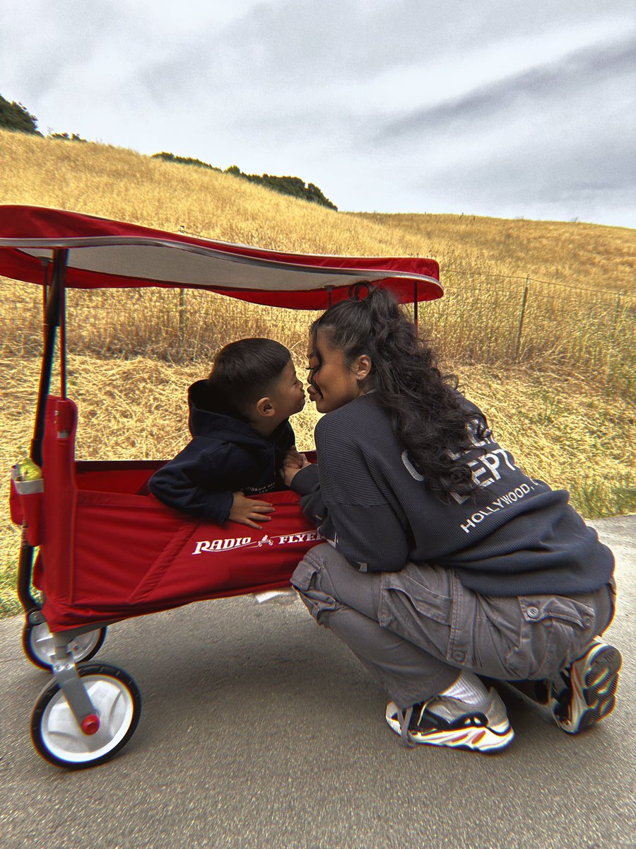 twitalena's tweet photo. the greatest love I’ve ever known♥️ https://t.co/cxOF7smi7J
