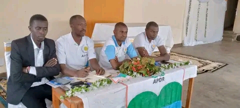 apdr_parti's tweet photo. Les échanges ont portée sur le rappel de l'idéologie du parti, rappel sur les grands projets du parti et analyse de l'état actuel du parti @apdr_parti .

@banzawitonde @DNiyoncungu @CnddFdd https://t.co/ITBivtbpEZ