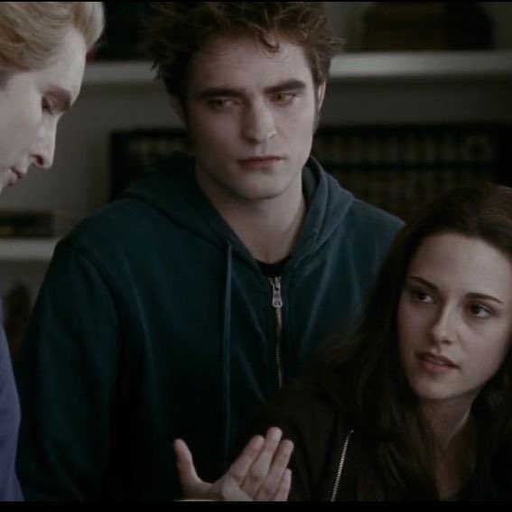 his silence always turned me on i love when a man knows how to shut the fuck up i bet his dick was loud in the sheets amen jesus