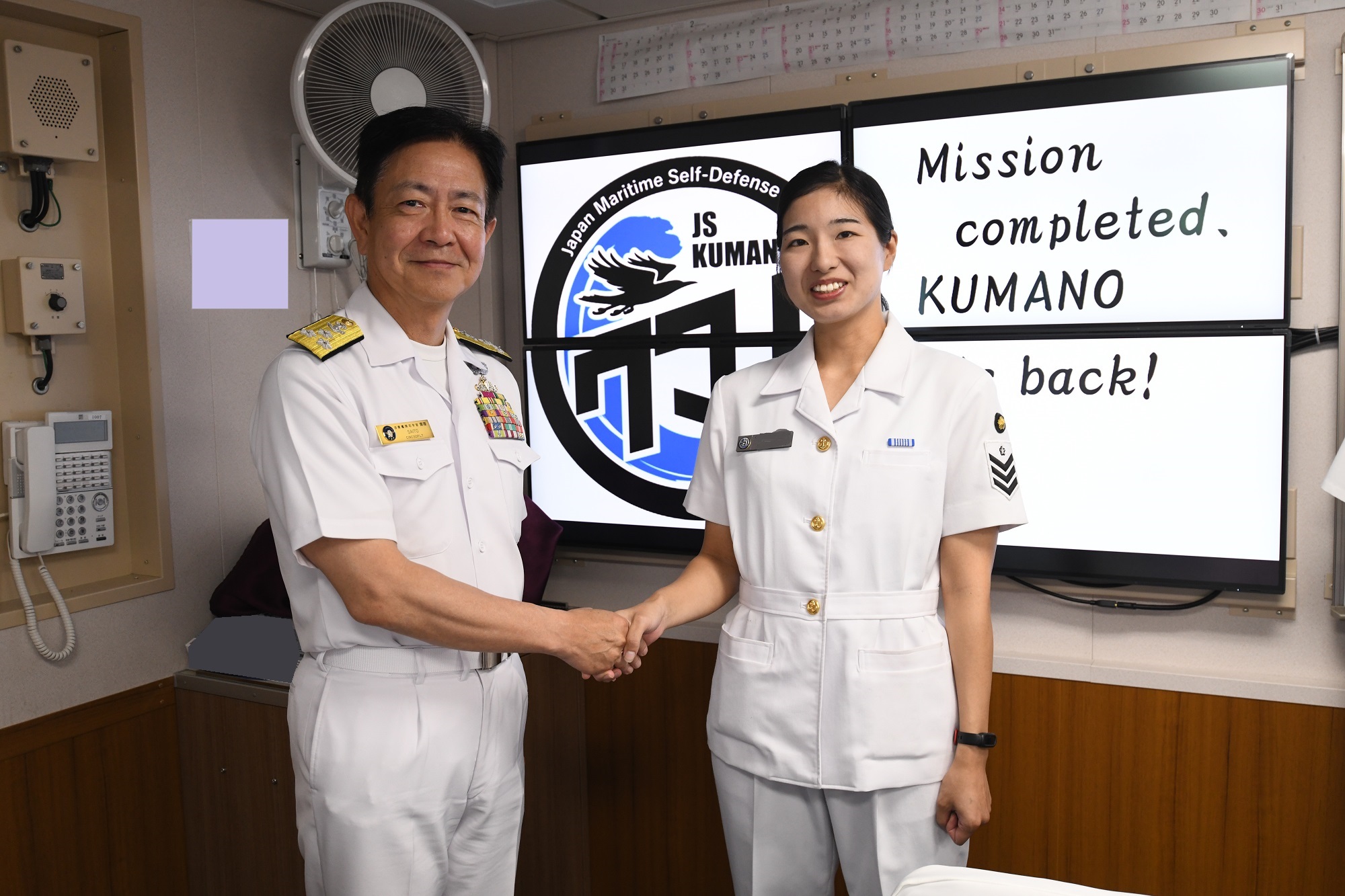 【希少】韓国海軍 第一艦隊司令部 チャレンジコイン ケース付き Commander Naval Logistics Forces Korea Navy Challenge Coin