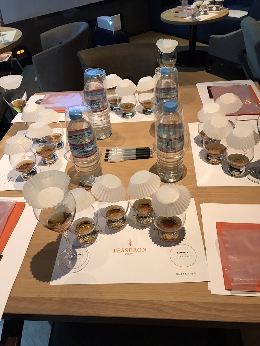 ARTBIZ_WINE's tweet photo. テスロン家のポンテカネは垂直です。 https://t.co/fKeY0D5b8J