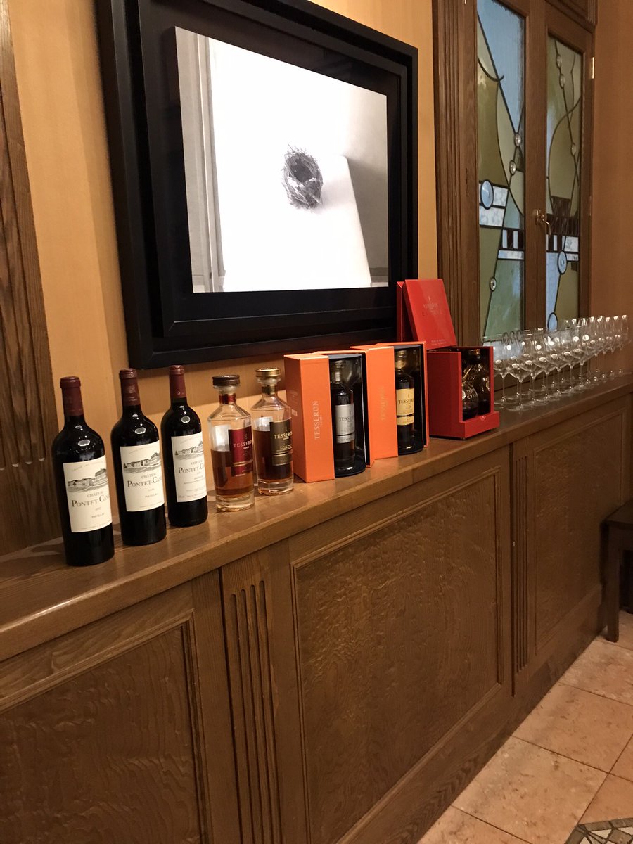 ARTBIZ_WINE's tweet photo. テスロン家のポンテカネは垂直です。 https://t.co/fKeY0D5b8J