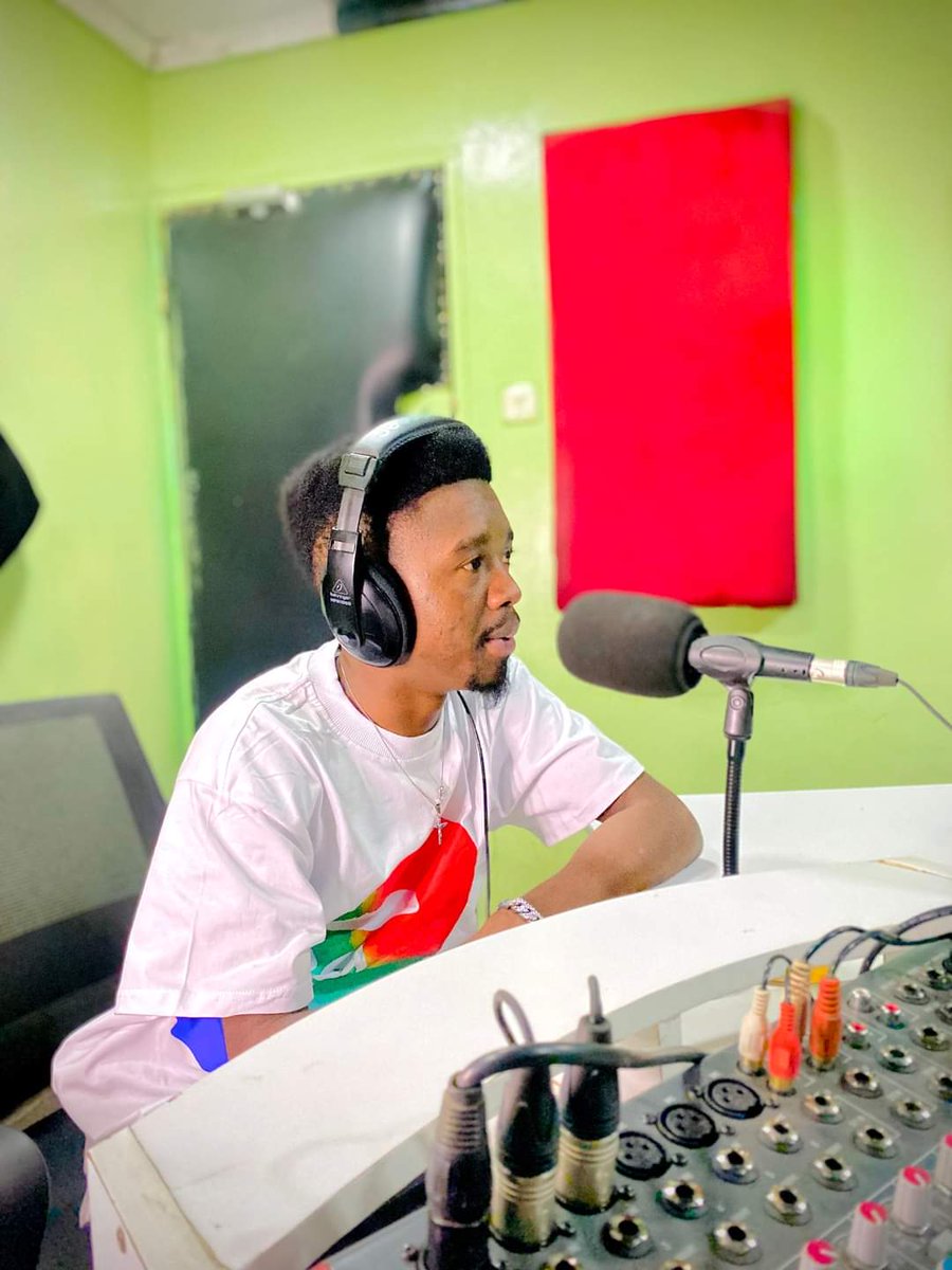 FlightZed's tweet image. Last Saturday @ChuzheInt paid us a visit 
#SBA #Flightzed Hits Only with ELECTRA