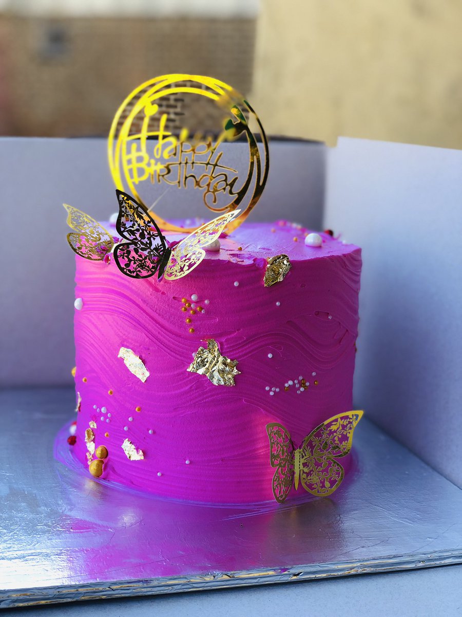 refilwepoetry93's tweet photo. QUOTE THIS WITH YOUR BUSINESS 

we make cakes and other pastries in mwanza  and Blantyre,
Please contact +265980185666 https://t.co/NmJ2uKow1f
