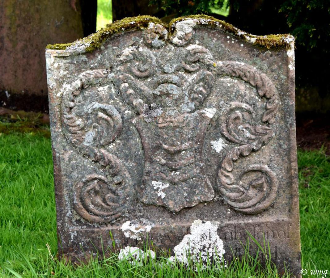 #MedievalMonday #MementoMoriMonday
In the graveyard of Lanercost Priory, founded about 1165 by Henry II, in ruins now.
#Cumbria