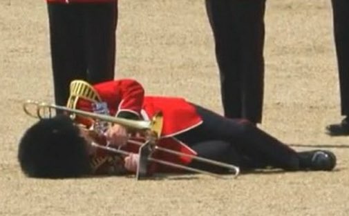 No Context Brits tweet media