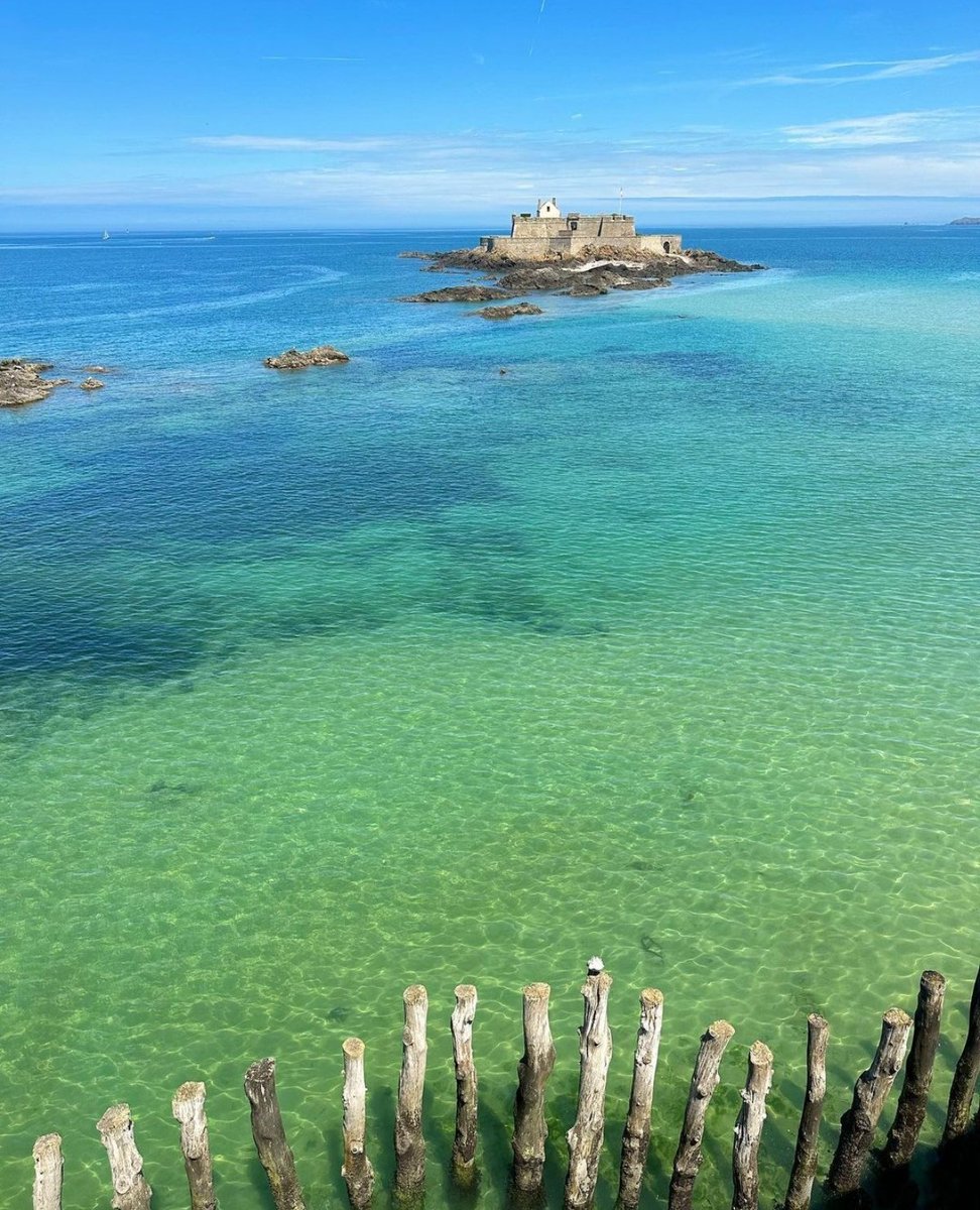 Bonjour à tous, je vous souhaite une belle semaine, bonne journée à vous.
#saintmalo #Bretagne #bzh #breizh #bonnesemaine #BonjourTwitter #Lundi