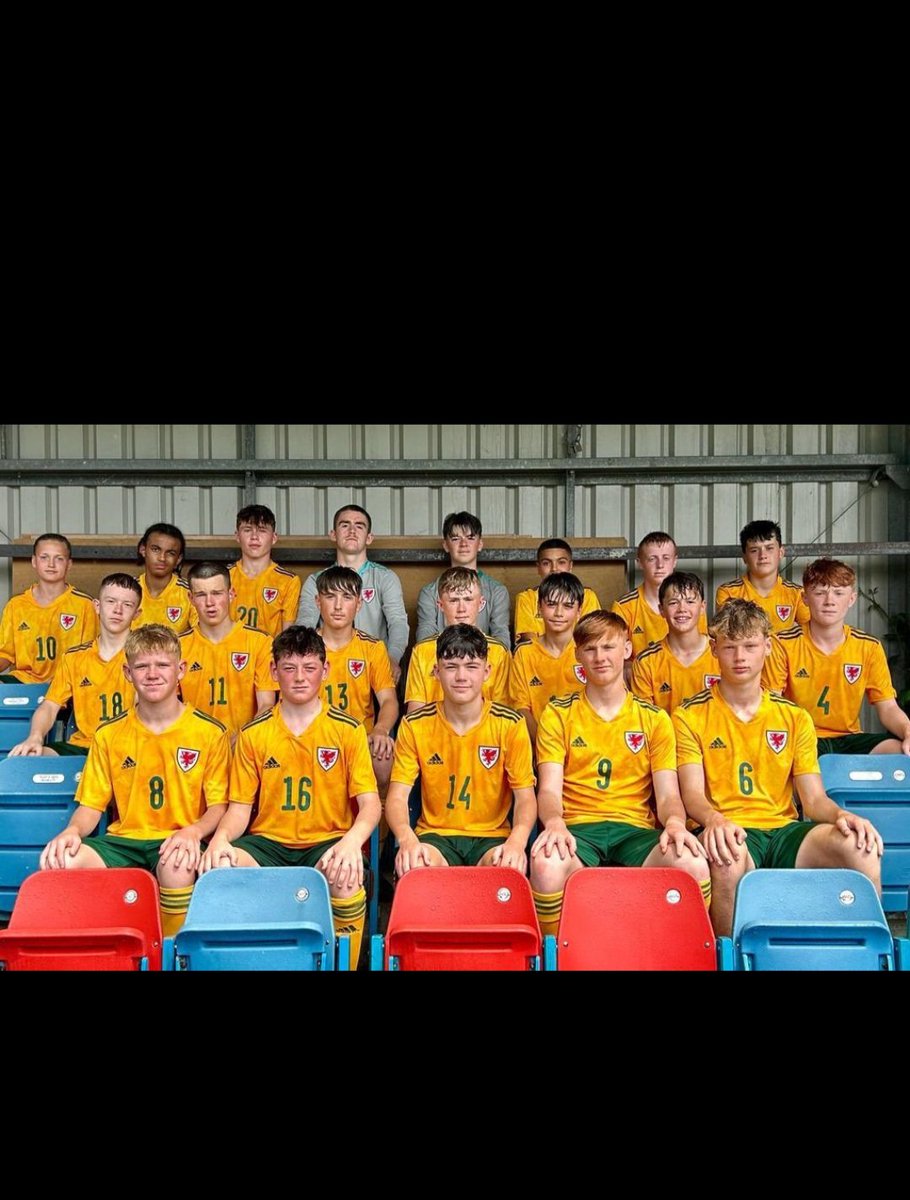 pembyshaun's tweet photo. This young man....💙💙⚽️⚽️🏴󠁧󠁢󠁷󠁬󠁳󠁿🏴󠁧󠁢󠁷󠁬󠁳󠁿#prouddad https://t.co/Gs4nQYBefr
