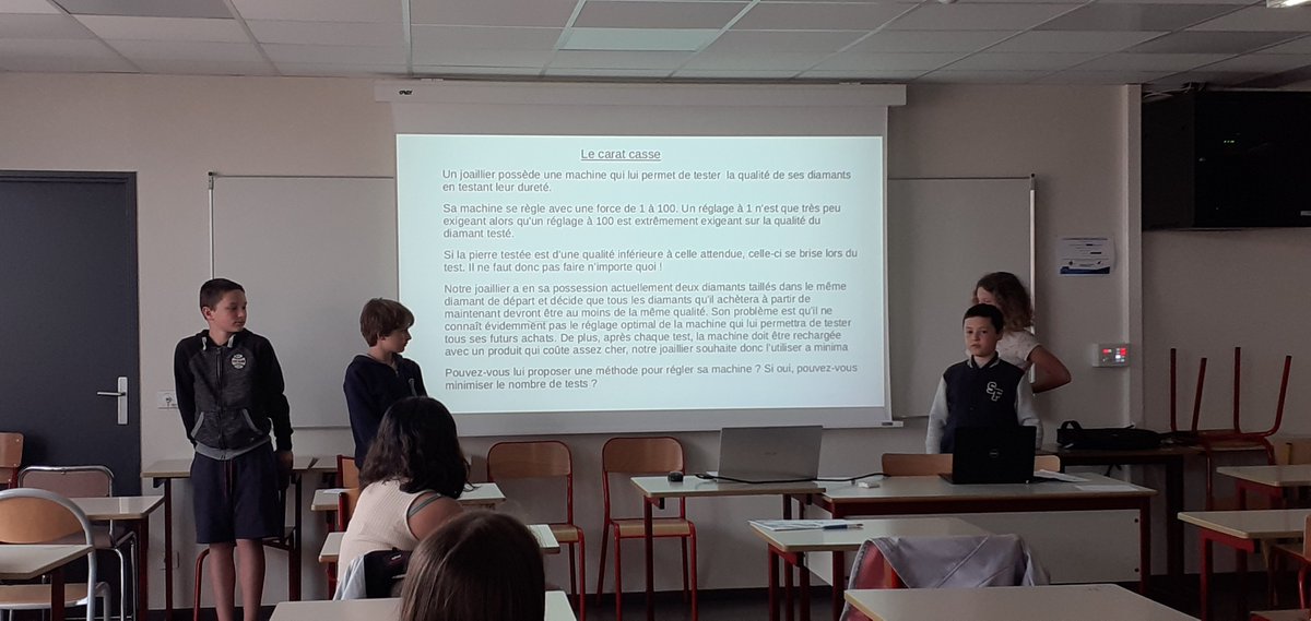 CollegeWatten's tweet photo. Mini-congrès MATh.en.JEANS littoral à l'ULCO de Dunkerque.
Les élèves ont eu l'occasion de présenter à nouveau leur sujet de recherche
augmenté de ce qu'ils ont trouvé depuis Valenciennes !
#mathenjeans https://t.co/jySs5N9lEg