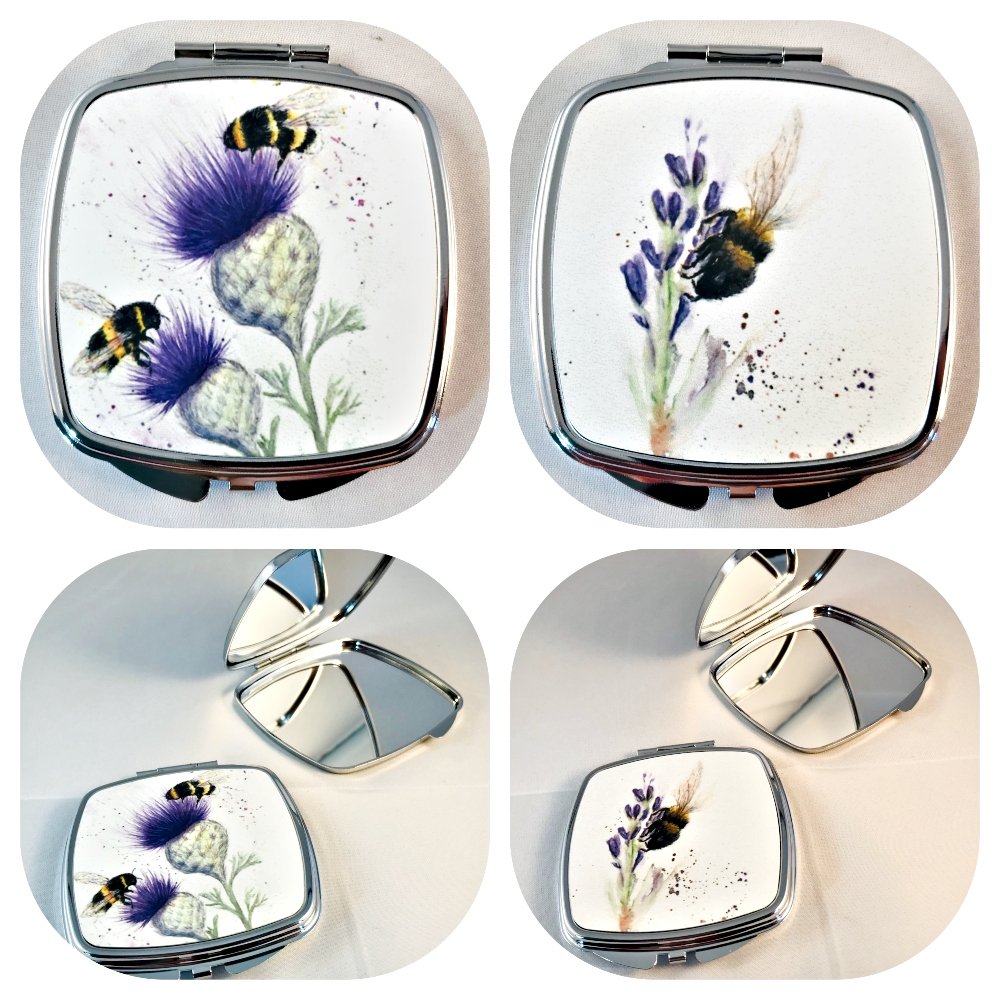 kblacey's tweet photo. Check your lippy with one of these pretty Bee Mirror Compacts. A choice of 2 of my bee artworks https://t.co/QavVsz7PIh
#EarlyBiz #bees #mirror #handbagaccessory #MHHSBD https://t.co/WnhECISm9q