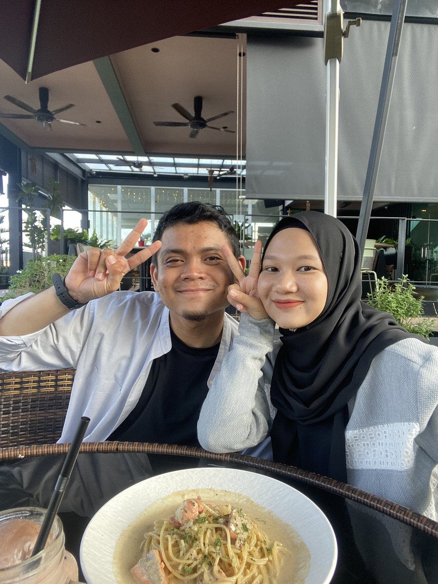 Atikahanin's tweet photo. Penguat semangat! Love you suami!! https://t.co/YzLHmQ6pNr