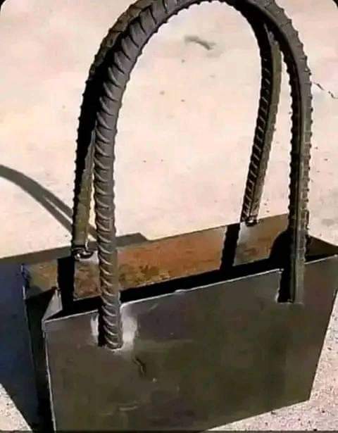 This kind of Handbag 👜 should be legalized in which state? 🤔