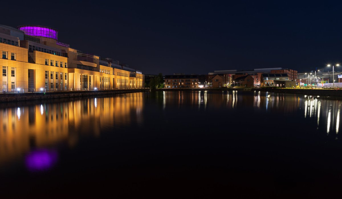 ViewFromCamera's tweet photo. More buildings lighting up orange for #InternationalBattenDiseaseAwarenessDay #BattenDay2023 on Friday were the #ScottishGovernment buildings #VictoriaQuay & #StAndrewsHouse
#showusyourorange https://t.co/g2Lvwae8sX