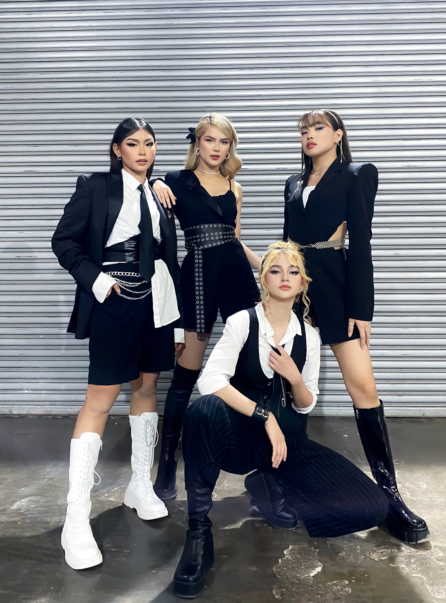 FyZzLKFaQAE1qx3?format=jpg&name=large