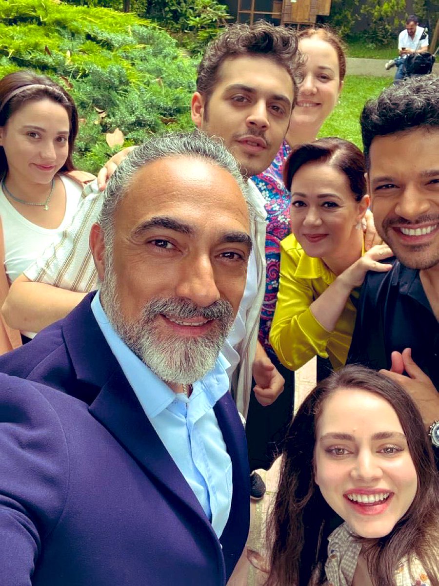 vmselcukkarli's tweet photo. Yeni bölüme son 20 dakika ve biz çok heyecanliyizzzz!
Bizi kaçırmayın🫶

#VedaMektubu https://t.co/xworAYGL8q