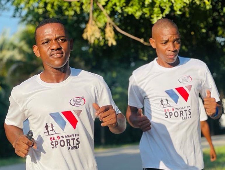wasafijogging's tweet photo. Mwendo mdundo na Chama la wana @wasafijogging Mwendo ni ule ule
.
@mshambuliaji @wasafitv @wasafifm @diamondplatnumz https://t.co/oFkwBV8Fhq