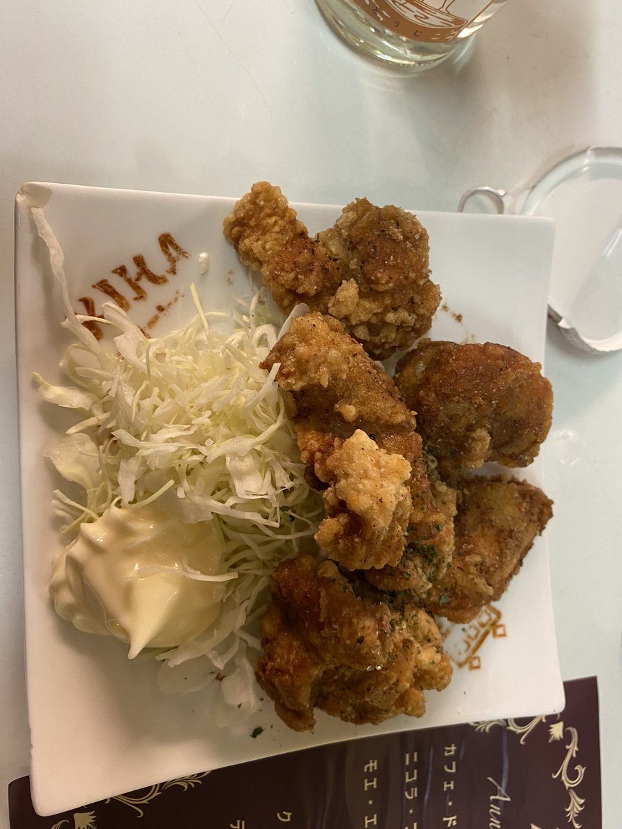 今日、久々にキハに伺うことが出来ました！キハ行きたての頃を思い出す、唐揚げにて！🤩

#キハ
#人形町
#居酒屋