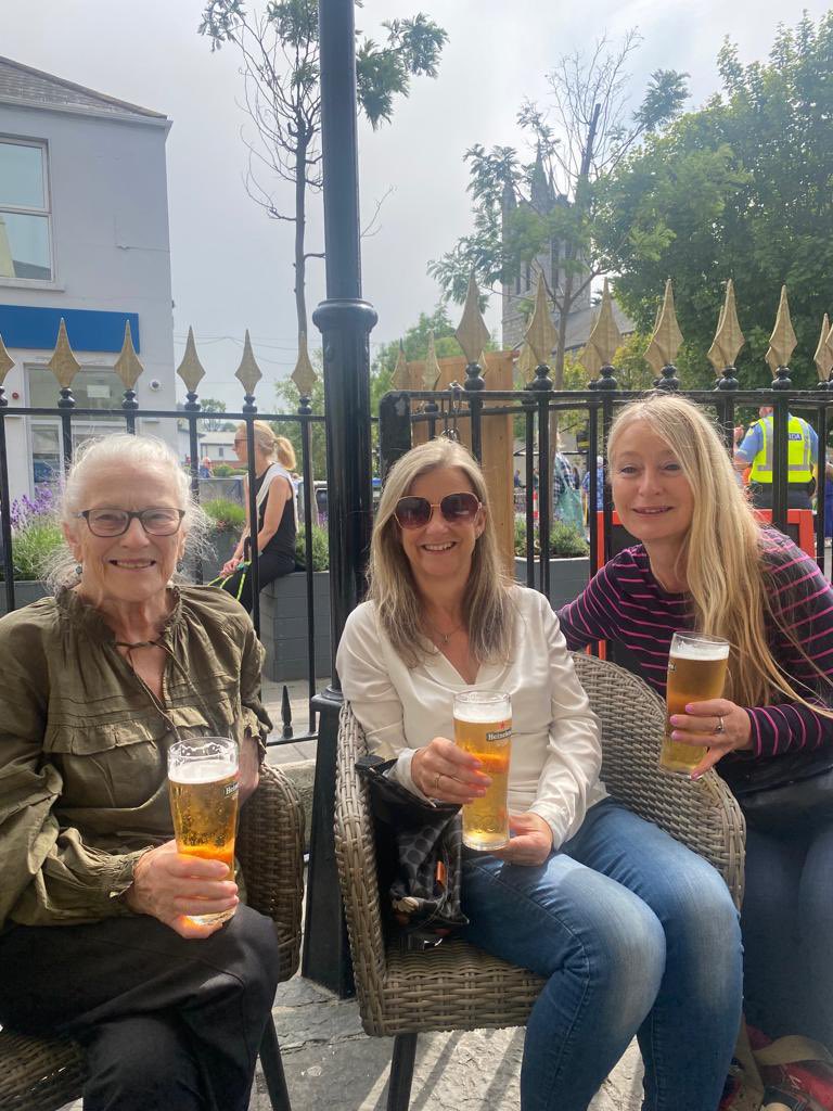 ellenvkelly's tweet photo. Excellent time @dalkeybookfest yesterday for @sarahgbooks in conversation with @JanCarson7280 about her book SERVICE and writing. Very stimulating for all - it’s never too late to start is one thing that my mother, who was there on her 80th birthday, is running with💥👏 https://t.co/FPdawSVL2n