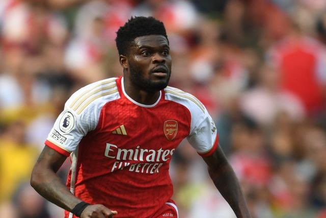 Arsenalnewschan's tweet photo. Do YOU think Thomas Partey 🇬🇭 will stay or leave #Arsenal this summer?! 🤔 

RT for LEAVE 👋                   Like for STAY 🤝 https://t.co/DfxQYKfO7v