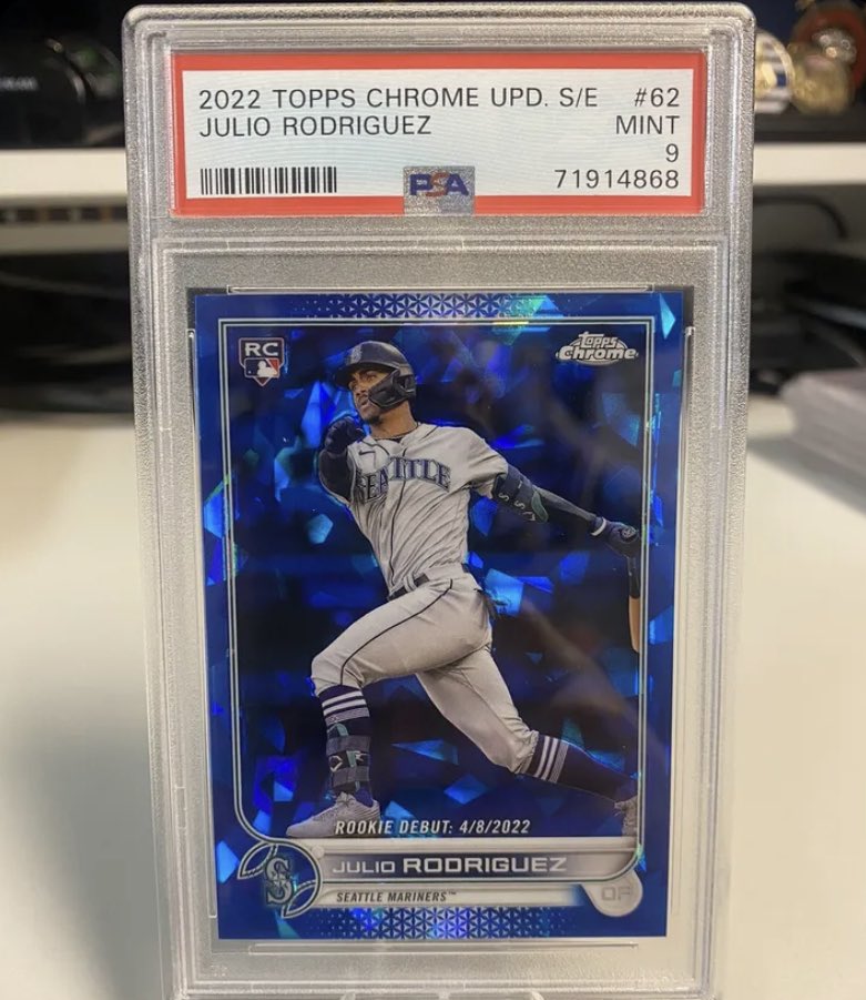 keeper27storm's tweet image. 🚨Giveaway🚨: Retweet this for a chance to win a Julio Rodriguez PSA 9 Sapphire Rookie Debut
This Saturday, June 24th at 12:00 EST, I will be having my biggest stack sale yet(baseball only). Over 100 autos and loads of other great stuff, for great prices. Don’t miss out!