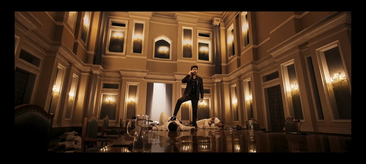 ImDD001's tweet image. Hi @vijayantony just watched #pitchaikaran2 and it&apos;s a wonderful message.

PS. Can you Tell me where did you bought that shoe.. 😂