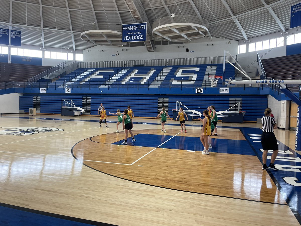 Lady Tigers win their 1st game at the Frankfort shootout 60-30! Now we are watching our JH team play! The JH is up 14-0! #DMGB #LadyTigers
