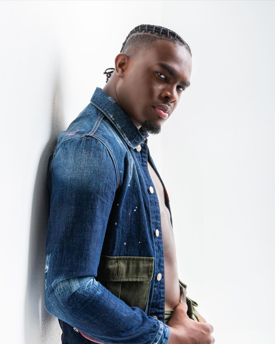 New music by <a href="/omimusiconline/">OMI</a> - have you heard T.M.I yet?

Stream here: lnk.to/OMITMI

#OufahMusic #OMI #OMIArmy #TMI