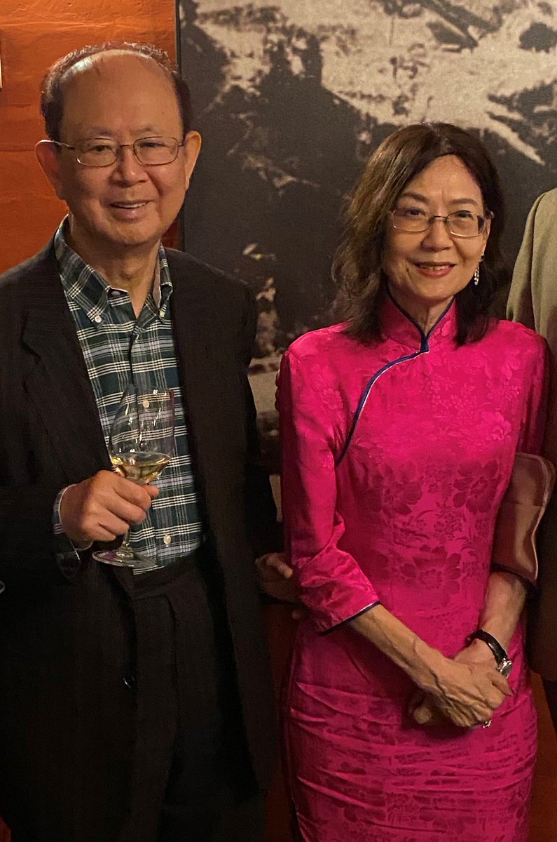TCDAsianStudies's tweet image. Dr Jonathan KS Chiu, Trinity medical alumnus from the class of 1966 and his wife Dr Margaret Sau-Sheung Ip have kindly established a scholarship fund to support students from China and Hong Kong to come to Trinity to enroll on the MPhil in Chinese Studies over the next 5 years.