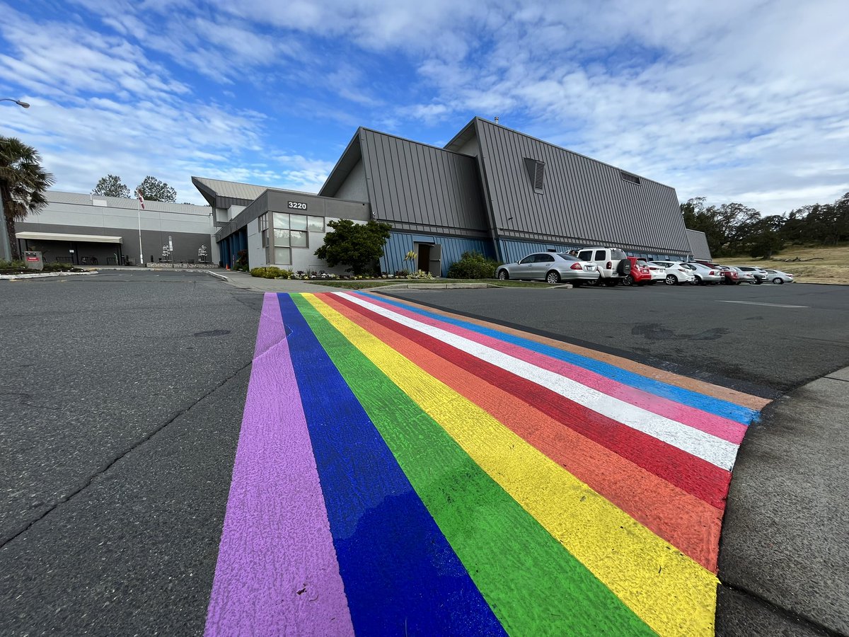 This week, each of #Saanich’s four rec centres will have #Pride crosswalks installed 🌈

Saanich is a community where everyone is welcome. That everyone can call home. Where everyone belongs. 

#Pride2023