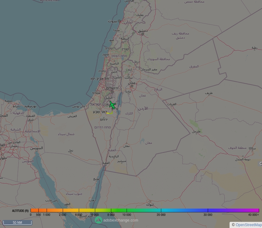 🇮🇱 Israeli Air Force ✈️ GLF5 ( Gulfstream Aerospace GV ) (676, #738A49) as flight #E98AAAA was just spotted over 🇵🇸 West Bank, #Palestine at ☁️ 10300 ft.

🔴 Live tracking:
global.adsbexchange.com/?icao=738A49

🖼️ by doppio.sh