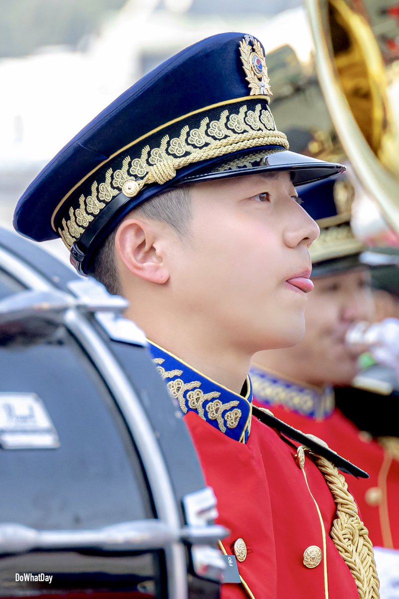 PortalDAY6BR's tweet photo. #Dowoon completou 95% do serviço militar 🫡
#DAYY #데이식스 @day6official https://t.co/W1TCdzp641