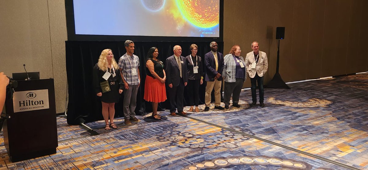 deepaksharma248's tweet image. Bursting with joy and pride!! our brilliant boss, @MysorekarLab  elected as a Fellow of the American Academy of Microbiology! Prestigious honor recognizes her exceptional contributions! @Michita_Rafael @Long_B_Tran @AdwaitaParab @Salazar_A7780 @BCMFromtheLabs  @BCMDeptMedicine