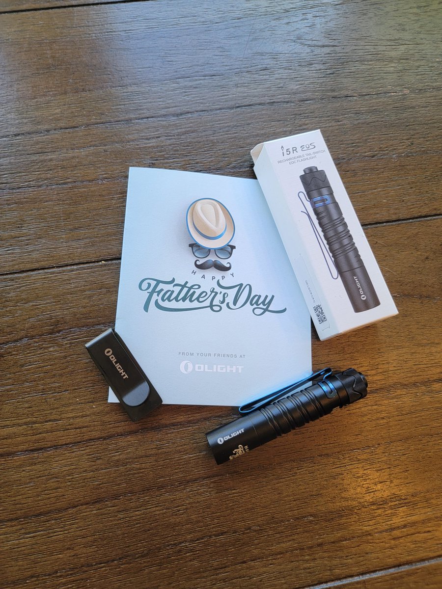 This showed up in the mail as a complete surprise 🤯 Thank you <a href="/OlightWorld/">Olight</a> for this 🔦
#surprise #gift #mondaythoughts