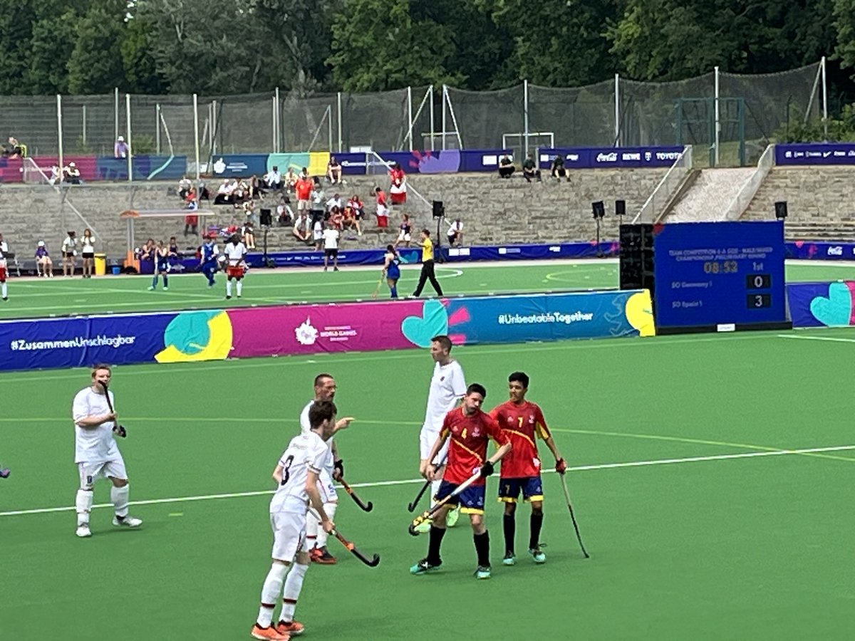 #gmsindertaus  bei den #SpecialOlympics in Berlin,um das Team der #bermudas zu unterstützen. Herzlichen Dank an die Heinz-Brandt-Schule für die Übernachtungsmöglichkeit! #staydifferent