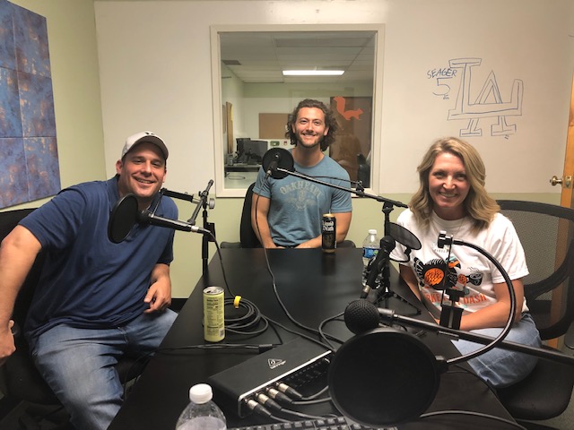 Branching Out with The Acorn Newspapers (@branchingoutpod) on Twitter photo In this week's episode, @LayoutLopez is joined by <a href="/KyleBJorrey/">Kyle Jorrey</a>, <a href="/seanrendineo/">Sean Rendineo</a> and Janelle Achenbach. They discuss the return of the Thanksgiving Day run that's been on hiatus since 2020. Hear why <a href="/TheFive07/">Five07</a> is bringing back an event that started in 2004.
buzzsprout.com/396817/1305394… In this week's episode, @LayoutLopez is joined by <a href="/KyleBJorrey/">Kyle Jorrey</a>, <a href="/seanrendineo/">Sean Rendineo</a> and Janelle Achenbach. They discuss the return of the Thanksgiving Day run that's been on hiatus since 2020. Hear why <a href="/TheFive07/">Five07</a> is bringing back an event that started in 2004.
buzzsprout.com/396817/1305394…