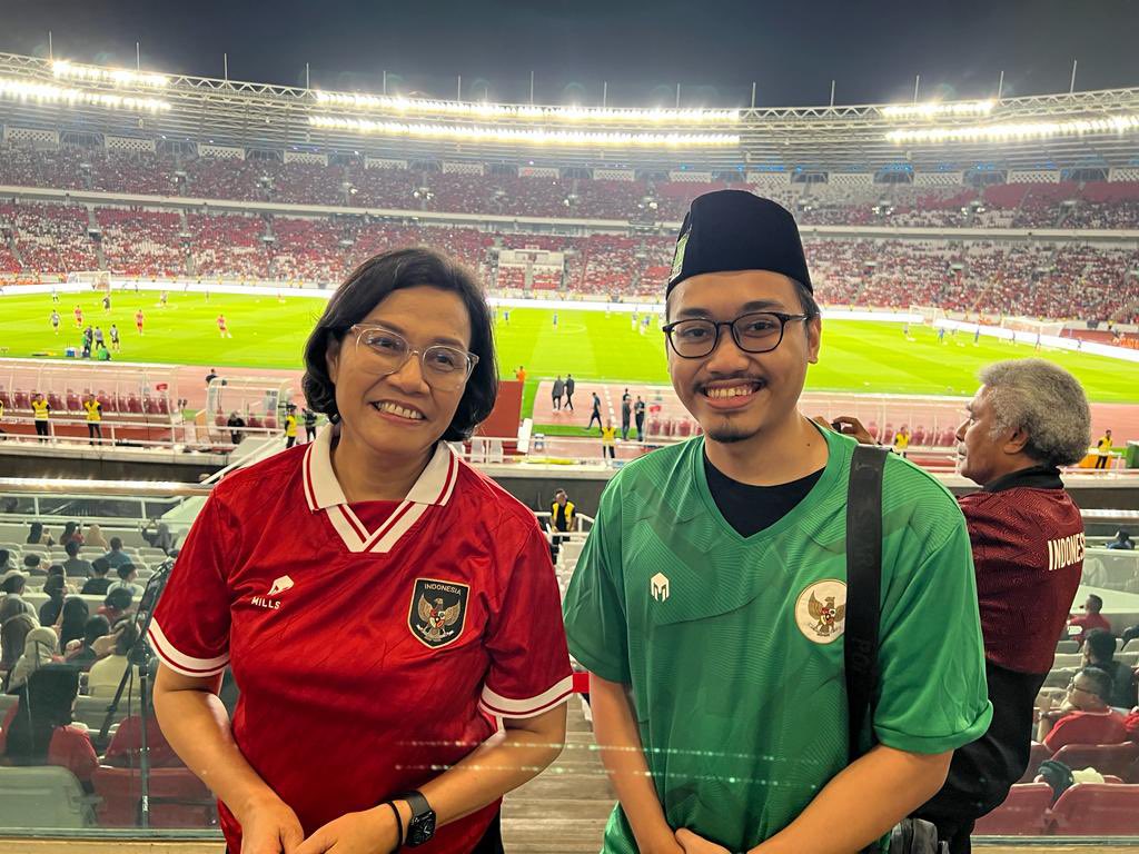 HilmanMufidi's tweet photo. mendukung #timnas Indonesia itu ibarat mencintaimu. gaada lelahnya 🫰🏼❤️🔥🇮🇩

#semangatgarudaku #KitaGaruda #pssi https://t.co/1HX5LNG6sw