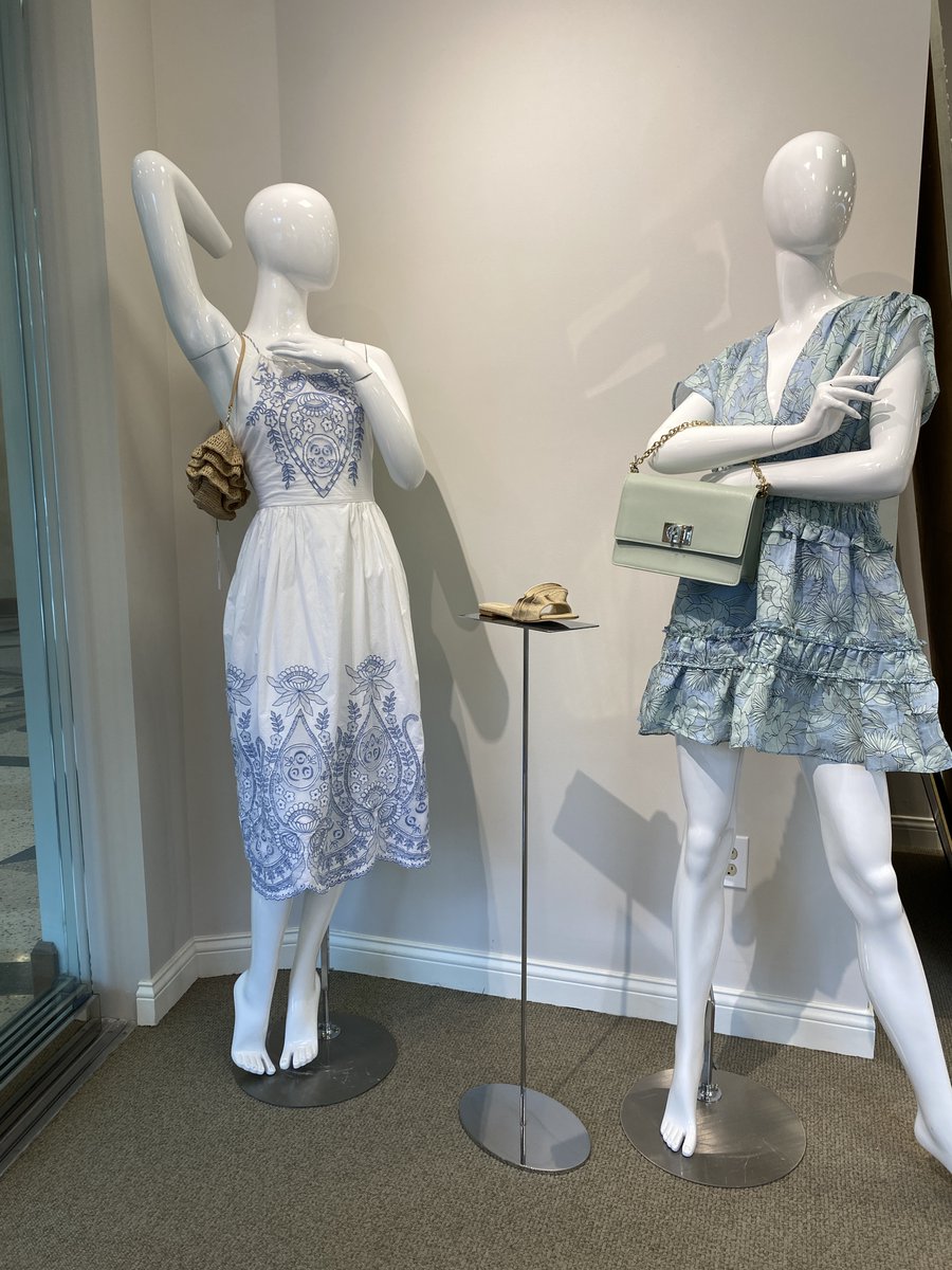 MANNEQUIN MONDAY: Rainy Day Shopping is Best!

#RodesLouisville #RodesToYou #OnlyAtRodes #MannequinMonday #SummerSeparates #SummerFashion #ForHer #FashionForHer #RainyDaysAndMondays #RainyDayShopping