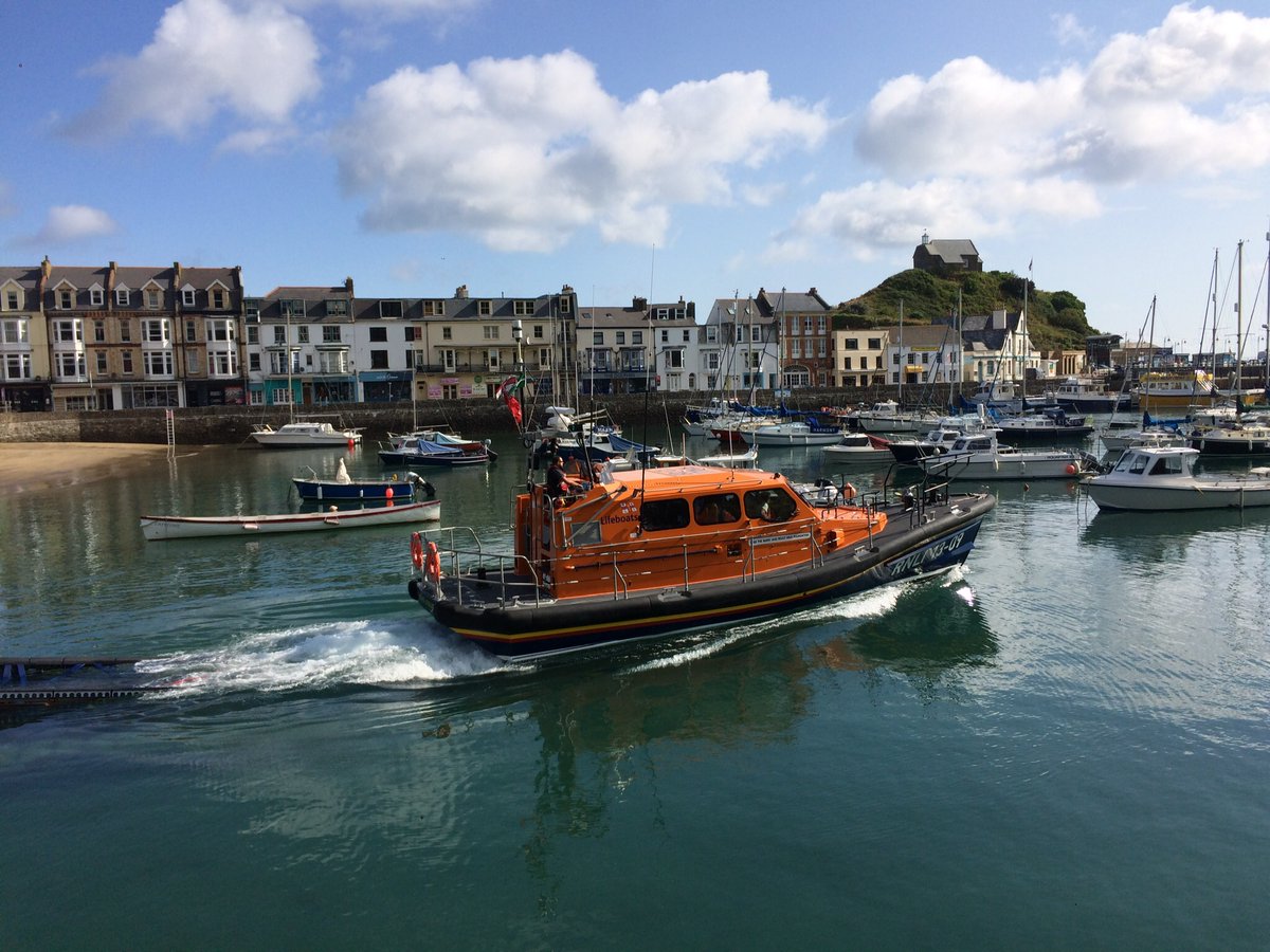 Our all-weather lifeboat was launched at 9am today to a person injured and unwell on Lundy Island. The person was safely collected and brought back to the Harbour where an ambulance was waiting. The crew recovered the lifeboat at 11:40am.