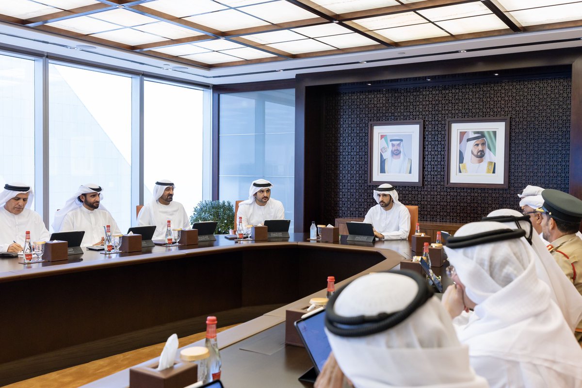 HamdanMohammed's tweet photo. At a meeting of @TECofDubai today, I approved several initiatives aimed at raising Dubai’s future readiness. Featuring an investment of AED80 billion, the initiative will leverage Dubai’s strong partnerships with the private sector to further enhance our global competitiveness. I also approved Dubai SME’s new strategy to support unique ventures that will contribute AED9 billion to Dubai’s GDP, create 86,000 jobs, empower 8,000 Emirati entrepreneurs and help launch 27,000 projects.