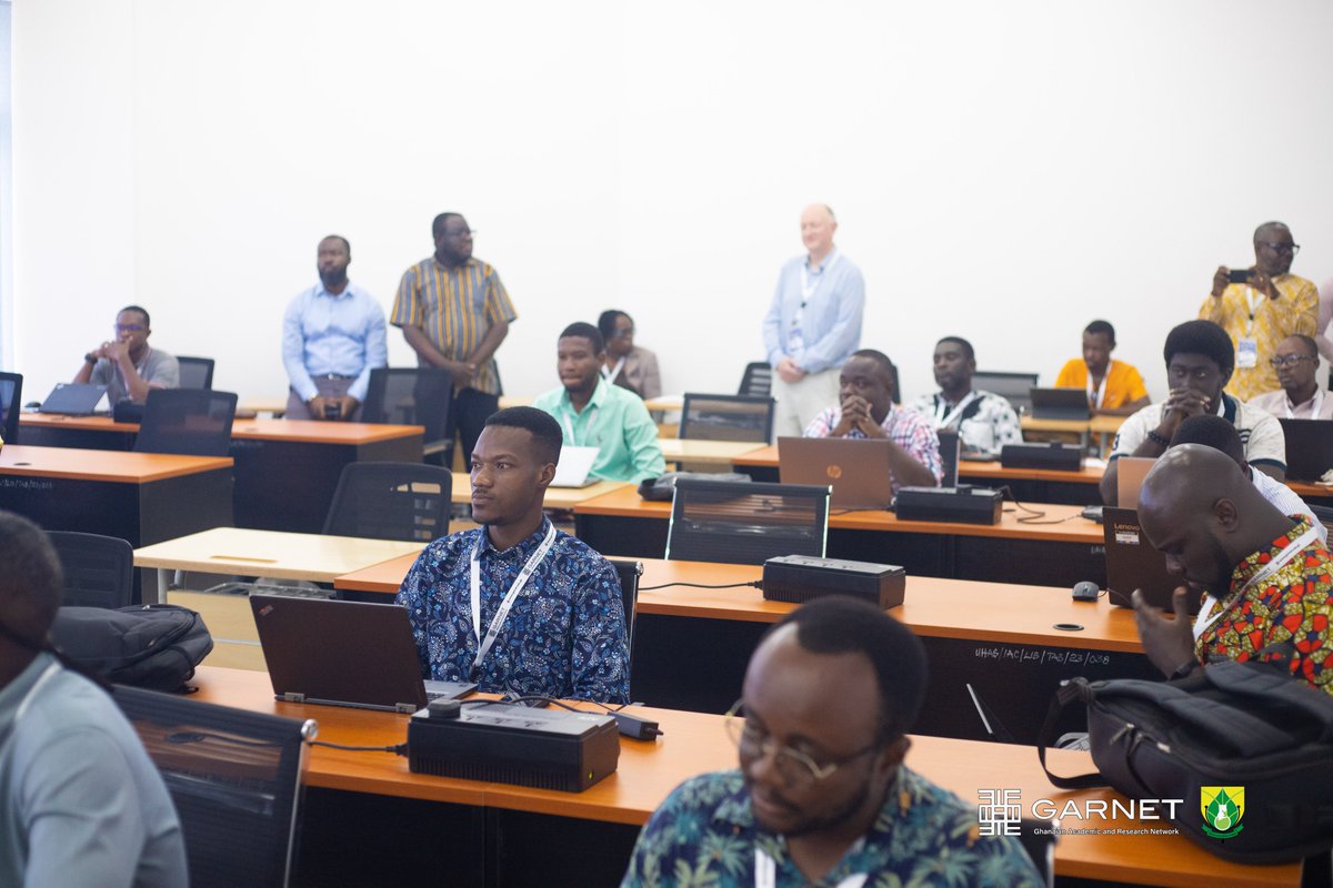 GARNETGHANA's tweet photo. Mr. Patrick De Souza, the IT Director for UHAS on behalf of our CEO welcomed all participants to the #GARNET2023 Campus Network Design Workshop. https://t.co/0jxgyCR8d3