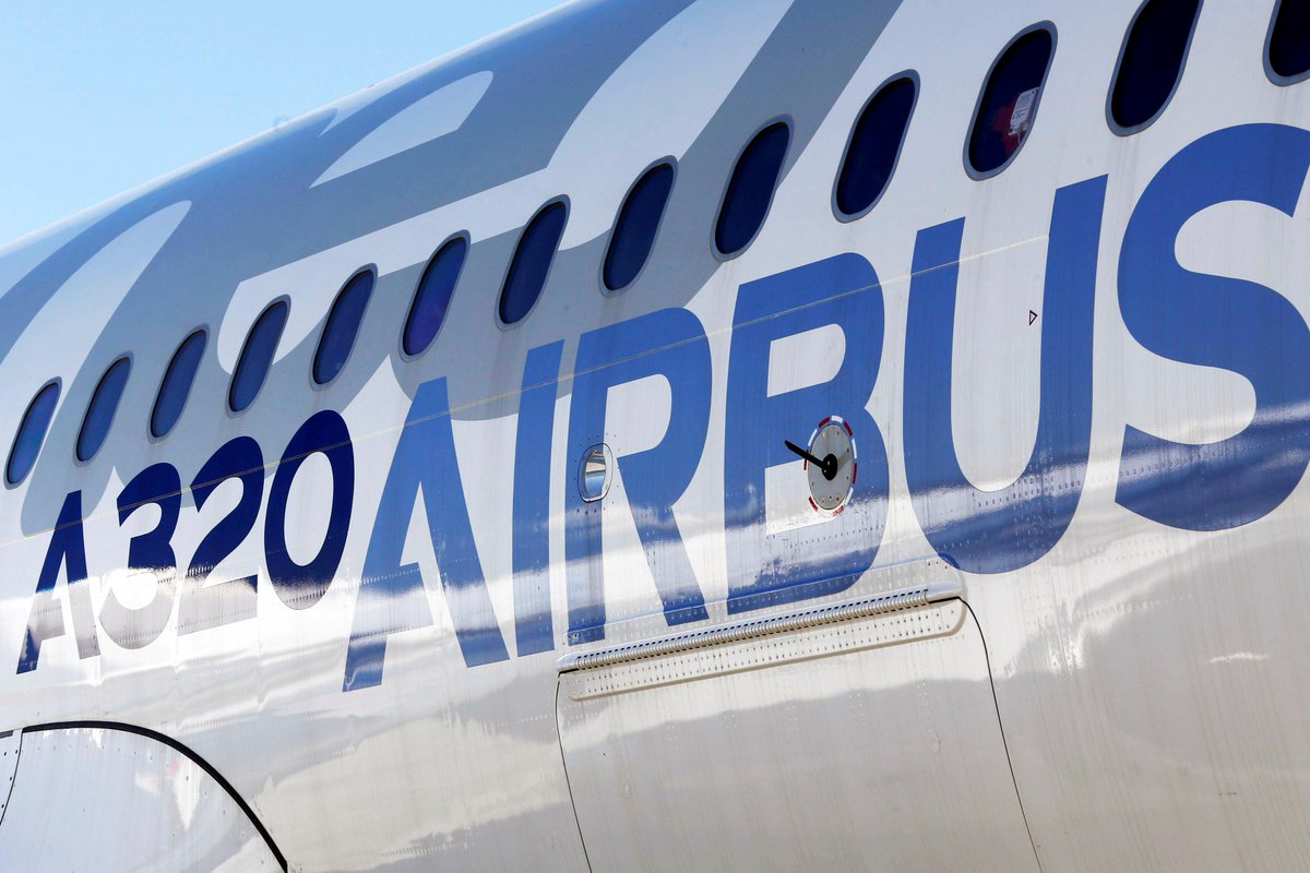 BOOM! Indian airline IndiGo has placed an order for 500 Airbus A320 Family aircraft - the biggest single purchase agreement in the history of commercial aviation. The wings for the aircraft will be built in Britain at Airbus' Broughton site. #UKmfg🇬🇧