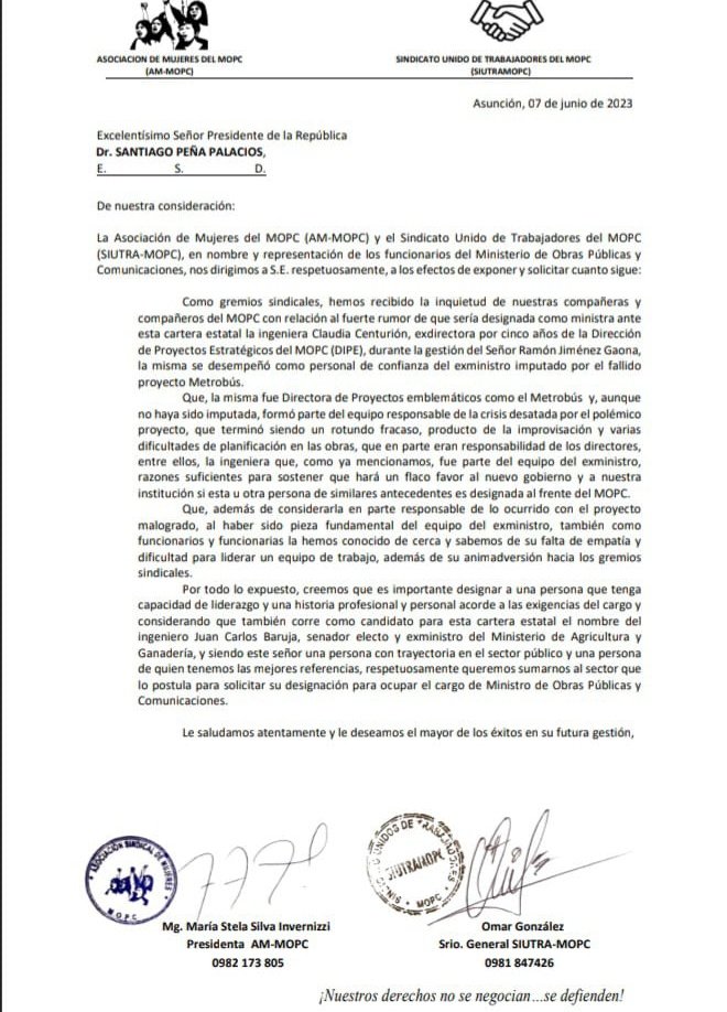 EnLatitud25's tweet photo. 🔴LO ÚLTIMO |

✖️El sindicato de mujeres del MOPC rechaza la designación de Claudia Centurión como futura ministra de Obras Públicas.

➡️Alega que la misma «formó parte del equipo responsable de la crisis» del Metrobús, fallido proyecto del gobierno de Horacio Cartes (2013-2018).

📃El comunicado, que fue emitido el 07 de junio, tomó más relevancia en las últimas horas tras la designación de Centurión por parte del presidente electo, @SantiPenap.

#L25