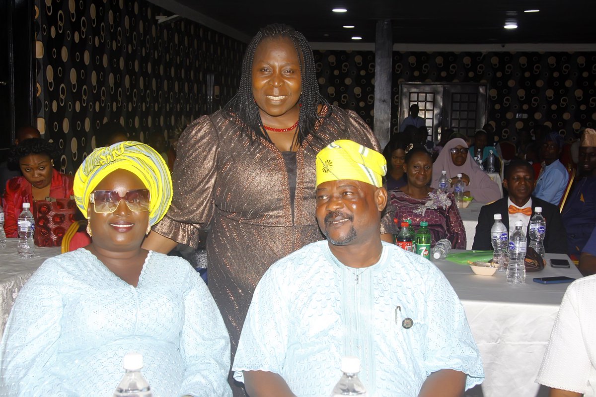 TimesGrassroots's tweet photo. The multiple Awards winning Lagos Perm-Sec of Education District 2, Mrs @AdekanyeAnike , 13 Teachers and a student were honoured in Lagos during the 2023 Edition of @nollyfans achievements Awards for Educators, at Lagos Airport Hotel.

@jidesanwoolu
@drobafemihamzat 
#education https://t.co/QcTATEeAk8