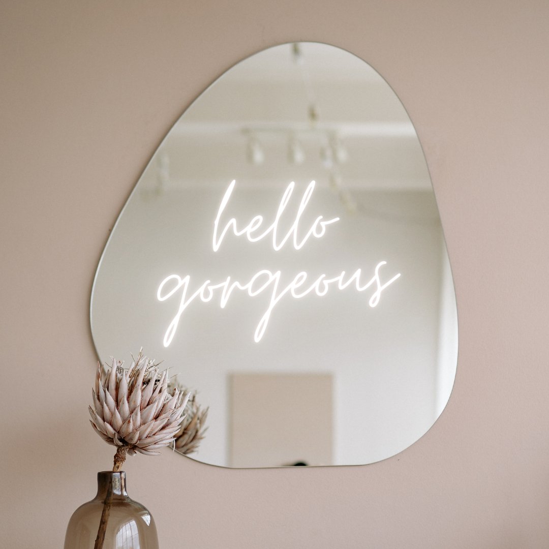 Yoway12's tweet image. #yowaymirror #temperedmirror #bathroommirrorIntroducing the Yoway Tempered Mirror! A perfect addition to upgrade your bathroom experience. 💫✨

Say goodbye to foggy mirrors after a hot shower, as our Yoway Mirror features an anti-fog coating, ensuring a clear reflection every ti